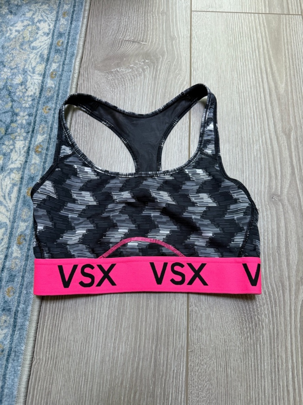 Victoria’s Secret Sport patterned neon sports bra athletic running support - Picture 1 of 4